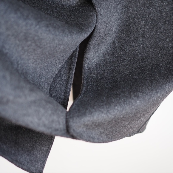 JW Anderson premium wool Uniqlo double face oversized coat - Picture 6 of 12